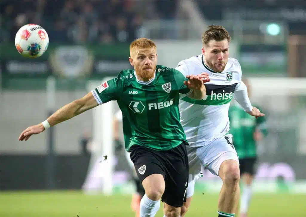 Nimmt Münster (im Bild: Mikkel Kirkeskov) am 16.Spieltag der 2. Bundesliga etwas Zählbares aus Darmstadt mit? (© dpa picture alliance / Alamy Stock Photo) 2. Bundesliga KI Prognose 16. Spieltag