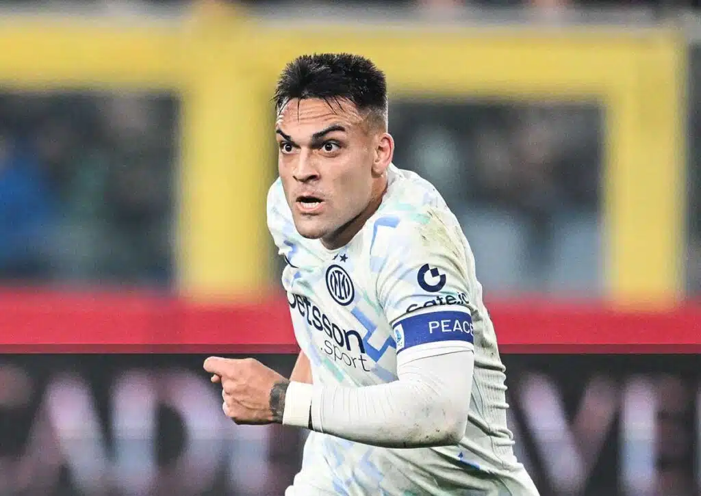 Setzt sich Inter Mailand (im Bild: Martinez) gegen Bologna durch? (© Tiziano Ballabio / Alamy Stock Photo) Bologna Inter Mailand Tipp