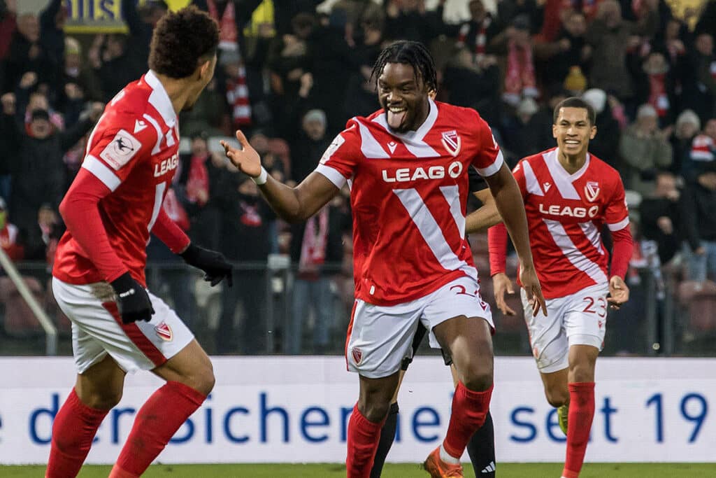 Cottbus Duisburg TV live Übertragung