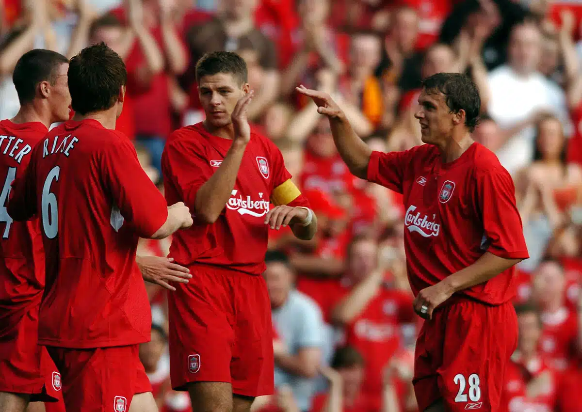 Stephen Warnock Steven Gerrard FC Liverpool