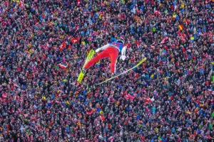Vierschanzentournee Innsbruck 2026 Zeitplan Übertragung