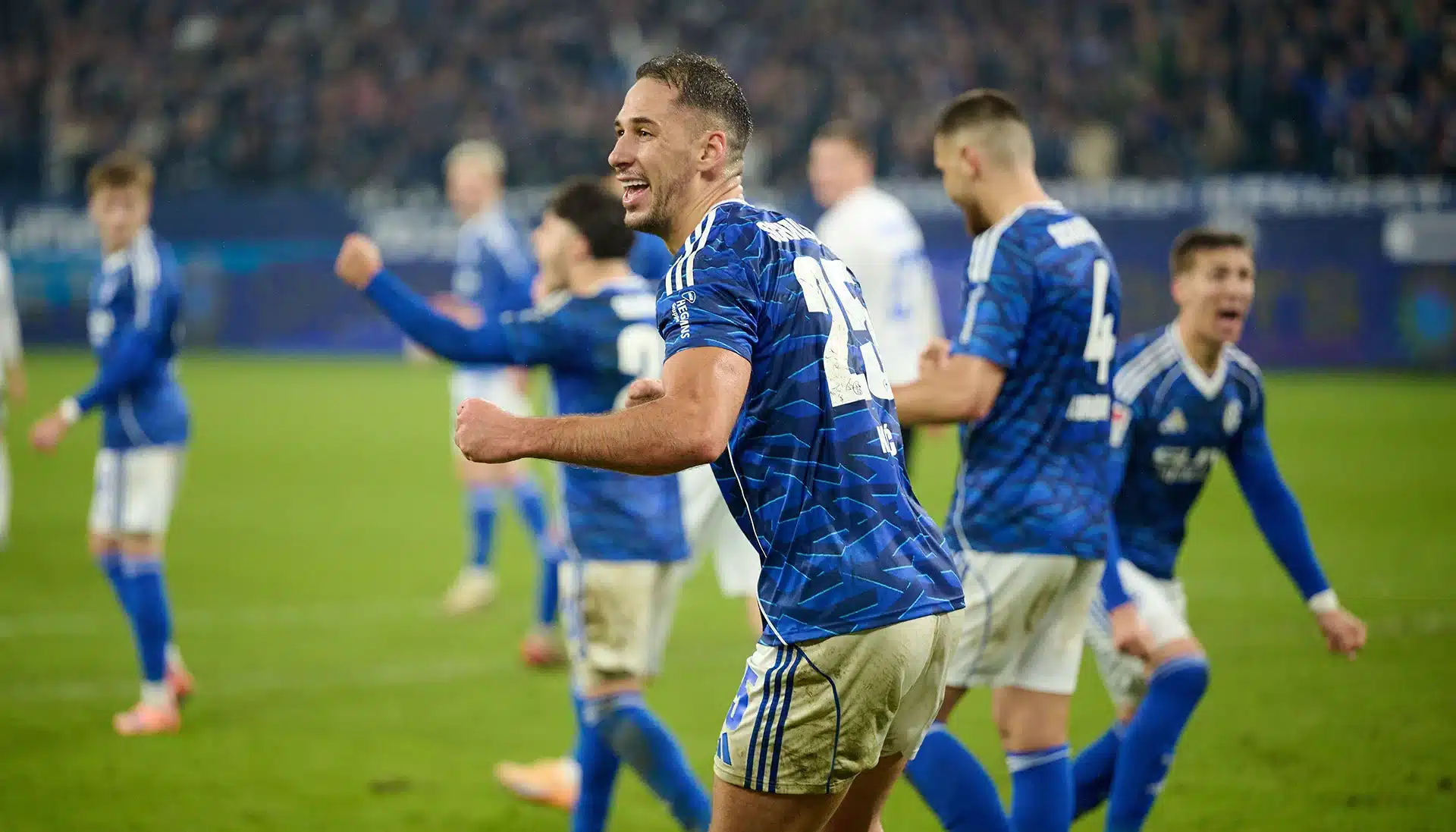 Düsseldorf - Schalke Übertragung 2. Bundesliga 2025