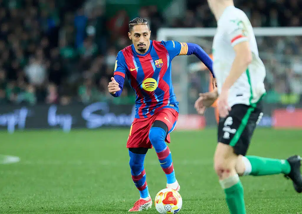 Kann Barcelona (im Bild: Raphinha) die Niederlage vom vergangenen Wochenende vergessen machen? (© Magara Press SL / Alamy Live News) Barcelona vs. Oviedo Tipp