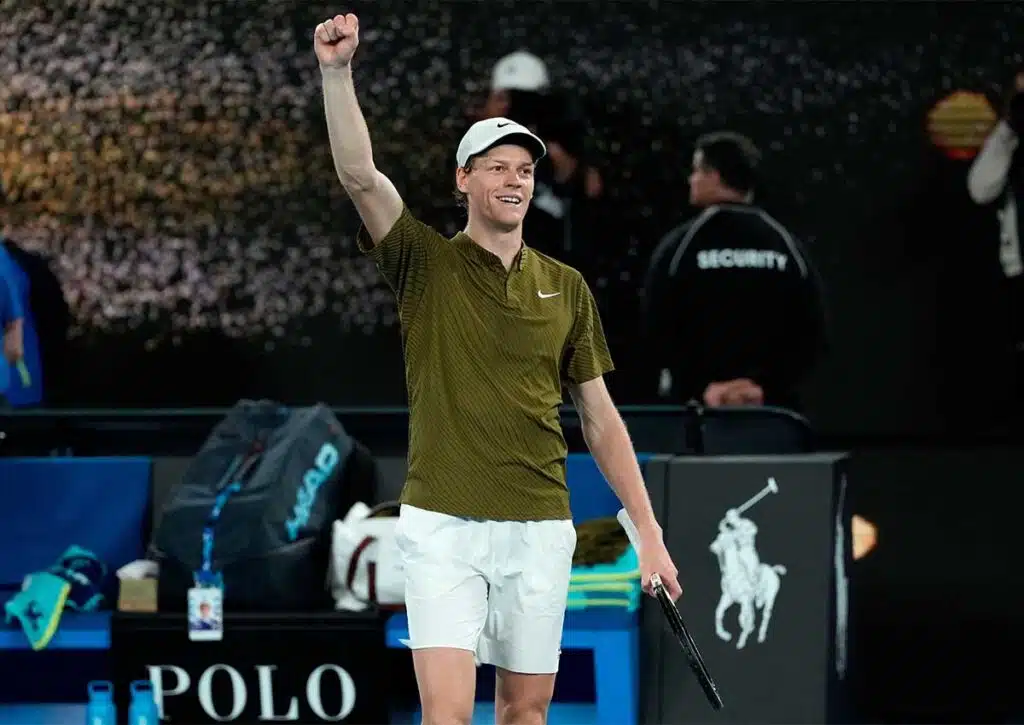 Wirft Jannik Sinner (im Bild) den 'Djoker' am 30.01.2026 im Halbfinale aus den Australian Open? (© Associated Press / Alamy Stock Photo) Australian Open Tipps heute 30.01.2026