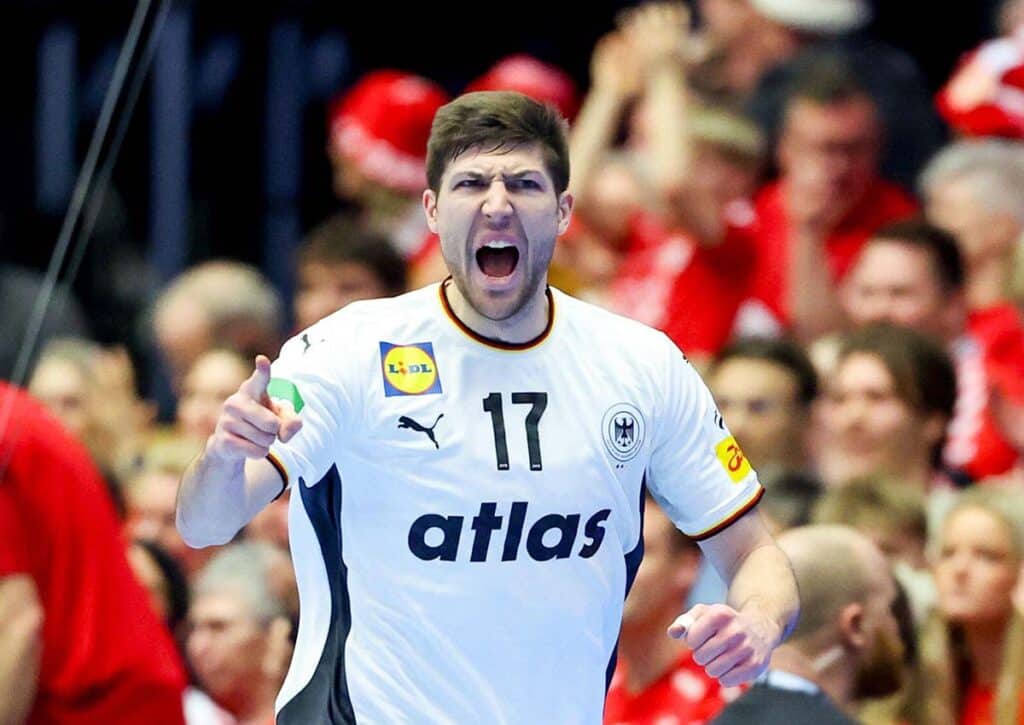 Schafft Deutschland (im Bild: Zerbe) gegen Dänemark im Handball EM Finale die große Überraschung? (© Pixsell / Alamy Stock Photo) Dänemark Deutschland Tipp