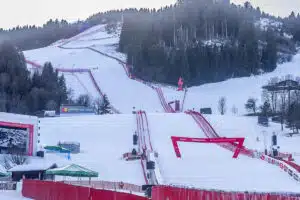 Kitzbühel Abfahrt Streif Strecke Abschnitte Streckenverlauf Kitzbühel Streif Streckenverlauf Streckenabschnitte