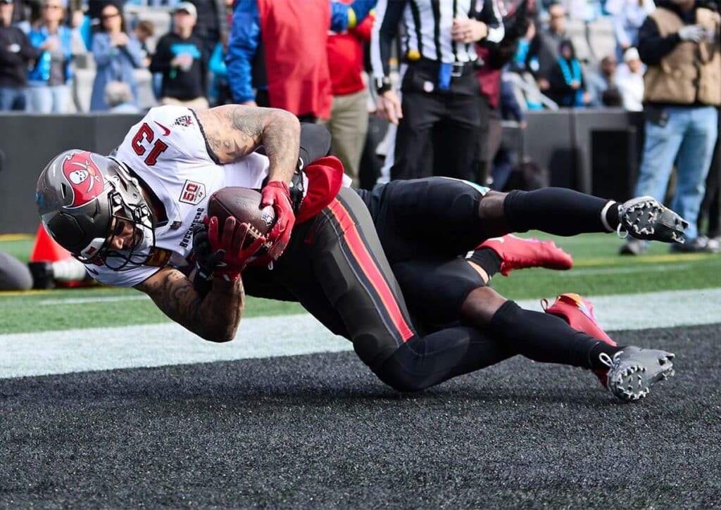 Hält Evans die Playoff-Hoffnung am Leben? (© Associated Press / Alamy Live News) Panthers Buccaneers Tipp