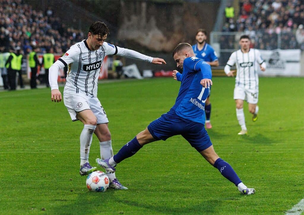 Findet Petkov nach dem Ebnoutalib-Abgang einen neuen Abnehmer im SVE-Sturm? (© dpa picture alliance / Alamy Stock Photo) Nürnberg Elversberg Tipp