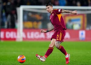 Bleibt die AS Rom (im Bild: Gianluca Mancini) bei Udinese ganz oben dran?