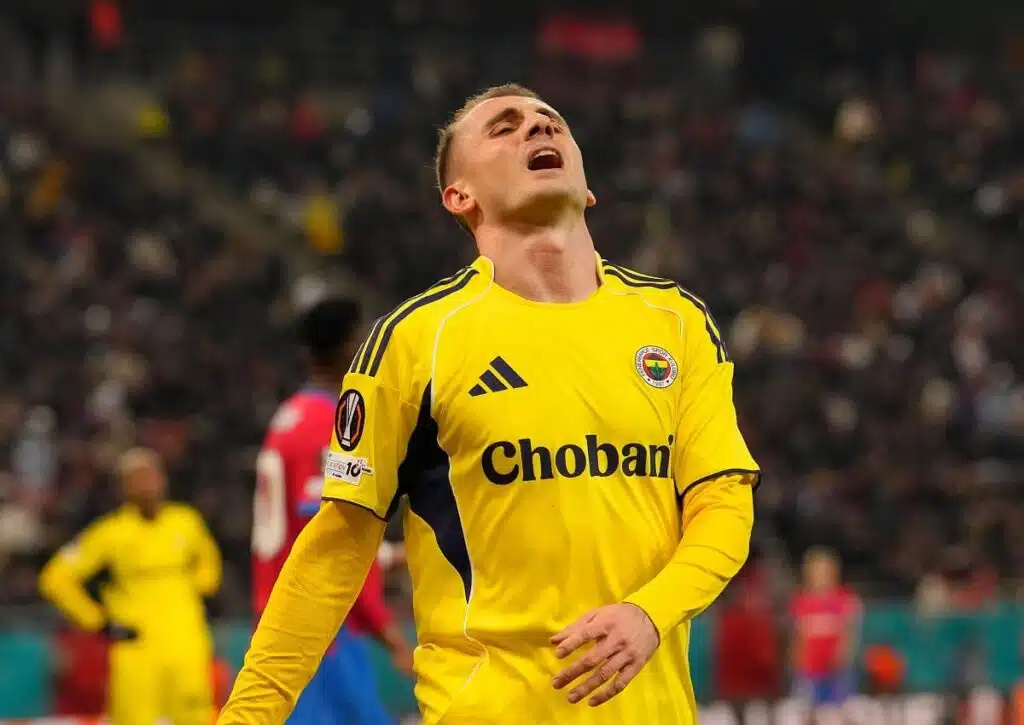 Steht Fenerbahce (im Bild: Kerem Akturkoglu) auswärts bei Trabzonspor eine schwere Prüfung bevor? (© Associated Press / Alamy Stock Photo) Trabzonspor Fenerbahce Tipp