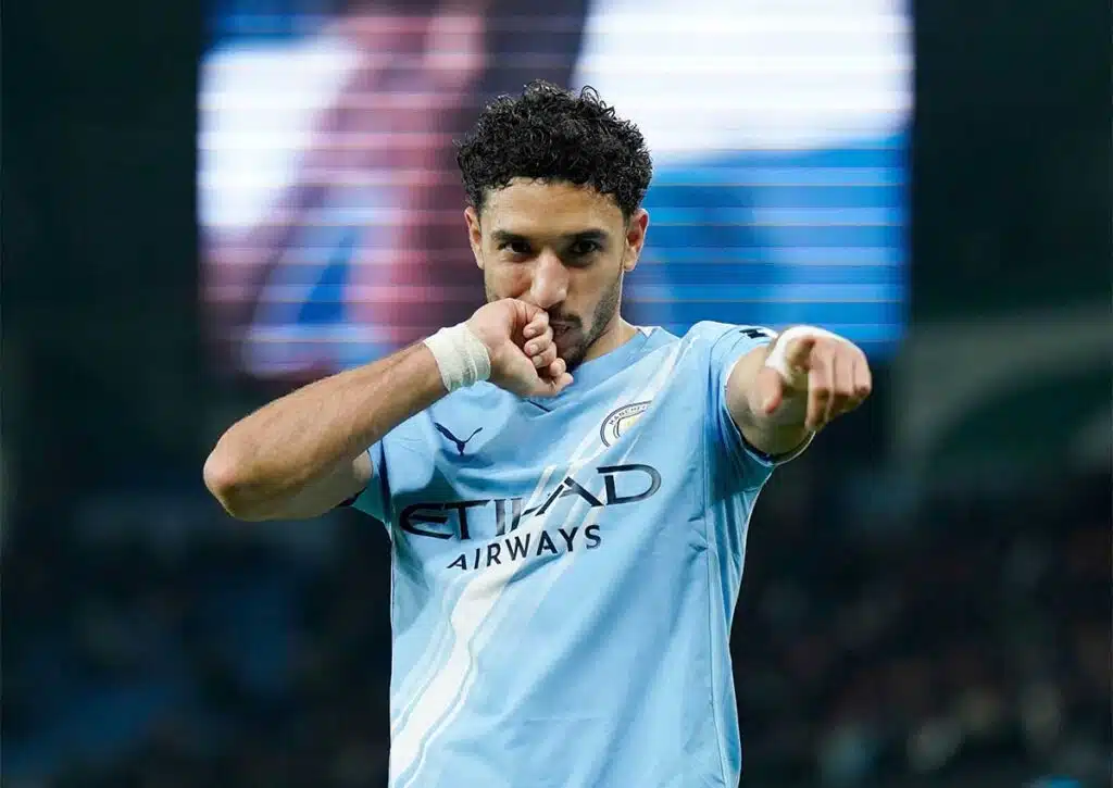 Wie dominant tritt Manchester City (im Bild: Omar Marmoush) gegen Salford auf? (© Sportimage Ltd / Alamy Stock Photo) Manchester City Salford Tipp