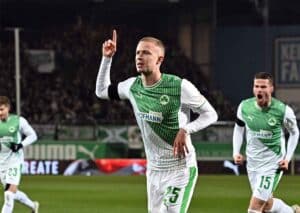 Holt Fürth (im Bild: Brynjar Ingi Bjarnason) gegen Bielefeld am Freitagabend einen wichtigen Sieg? (© dpa picture alliance / Alamy Stock Photo) Fürth Bielefeld Tipp