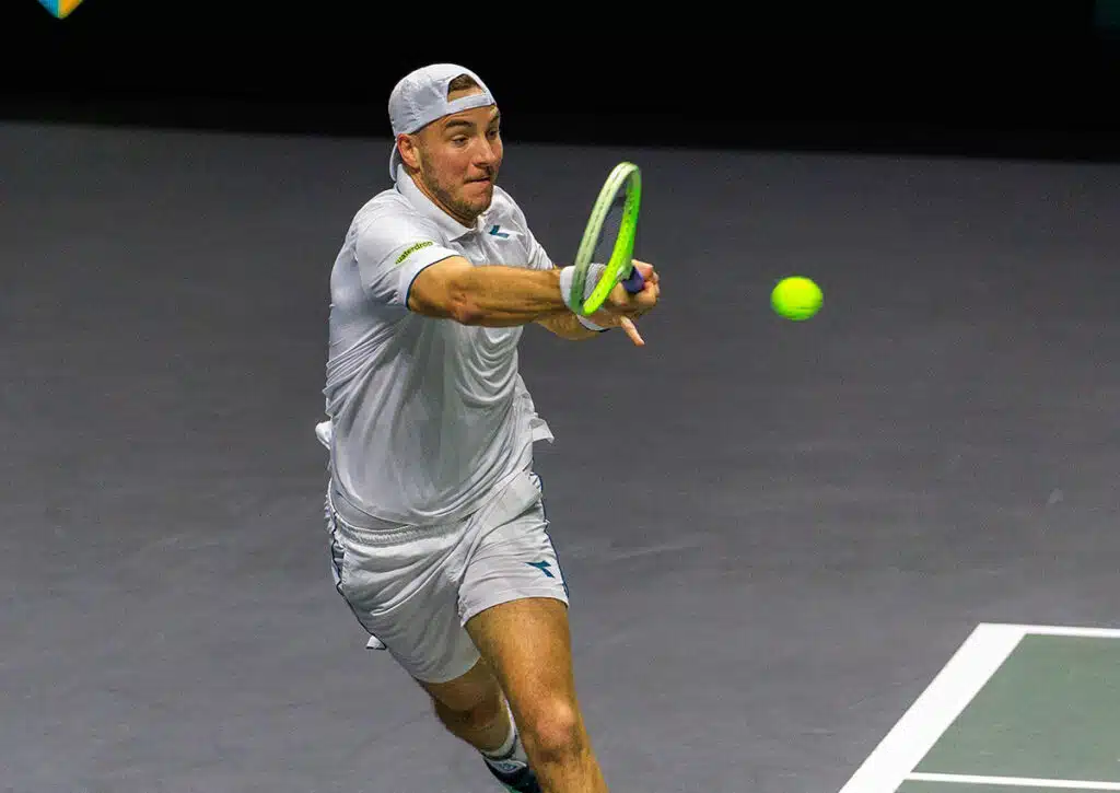 Kann sich Jan-Lennard Struff mit einem Sieg gegen Zizou Bergs länger im Bewerb halten? (© Orange Pics BV/Alamy Live News) Zizou Bergs vs. Jan-Lennard Struff Tipp