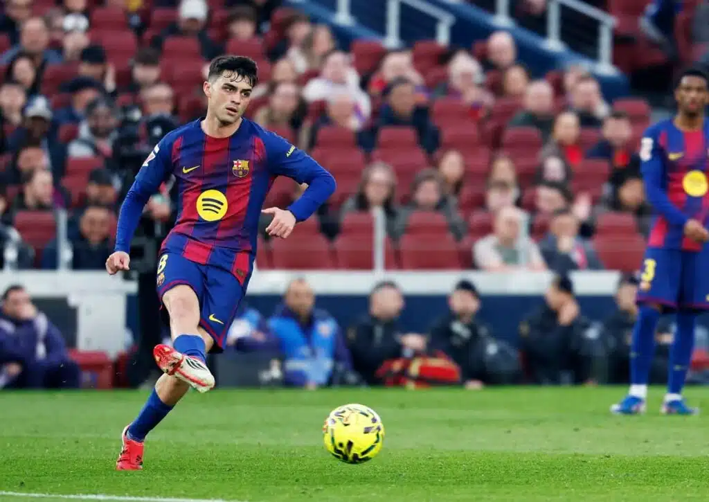 Stemmt Barcelona (im Bild: Pedri) sich im Rückspiel gegen Atletico Madrid nach dem 0:4 noch einmal gegen das drohende Aus im Copa-del-Rey-Halbfinale? (© D .Nakashima/AFLO/Alamy Live News) Barcelona Atletico Madrid Tipp