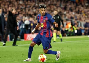Kann der FC Barcelona (im Bild: Lamine Yamal) von Real Madrids Schwächephase profitieren? (© Aflo Co. Ltd. / Alamy Live News) La Liga 27. Spieltag Wett-Tipps