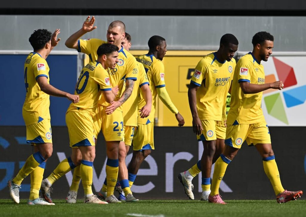 Gibt es für Eintracht Braunschweig vor heimischer Kulisse gegen Düsseldorf ein wichtiges Erfolgserlebnis? (© dpa picture alliance / Alamy Live News) Braunschweig Düsseldorf Tipp