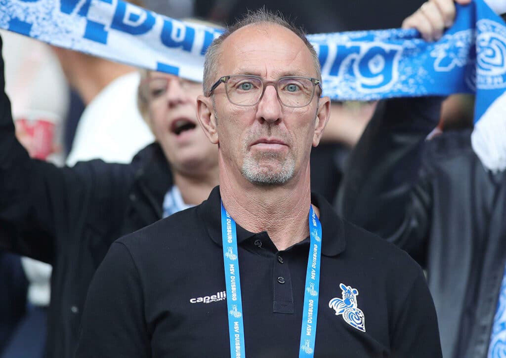 MSV-Legende Joachim Hopp lebt die Euphorie und glaubt an den Aufstieg der Duisburger in die 2. Bundesliga. (© dpa picture alliance / Alamy Live News) Joachim Hopp Interview