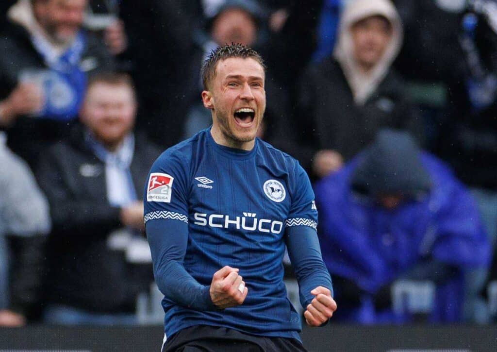 Karlsruhe wird es Bielefeld (im Bild: Grodowski) vermutlich nicht leicht machen. (© dpa picture alliance / Alamy Stock Photo) Karlsruhe Bielefeld Tipp