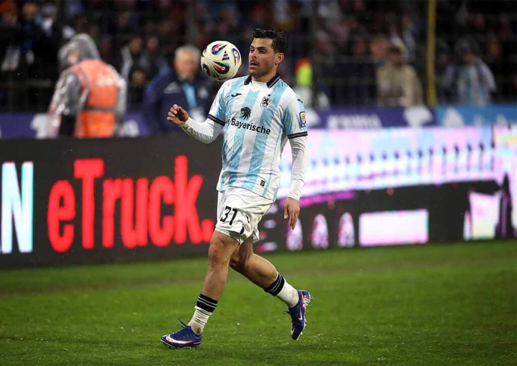 Revanchiert sich 1860 München (im Bild: Kevin Volland) an Mannheim für das Hinspiel? (© dpa picture alliance / Alamy Stock Photo) 1860 München Mannheim Tipp