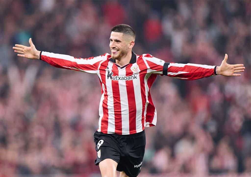 Bleibt Athletic Bilbao (im Bild: Oihan Sancet) gegen Osasuna im Rennen um Europa? (© Independent Photo Agency / Alamy Stock Photo) Athletic Bilbao Osasuna Tipp