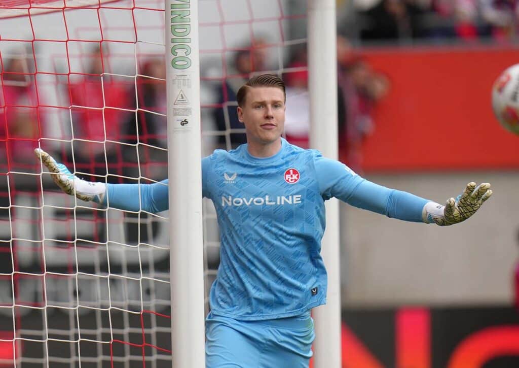 Fährt Kaiserslautern (im Bild: Krahl) gegen Braunschweig konform mit den Quoten einen Triumph ein? (© dpa picture alliance / Alamy Stock Photo) Kaiserslautern Braunschweig Tipp