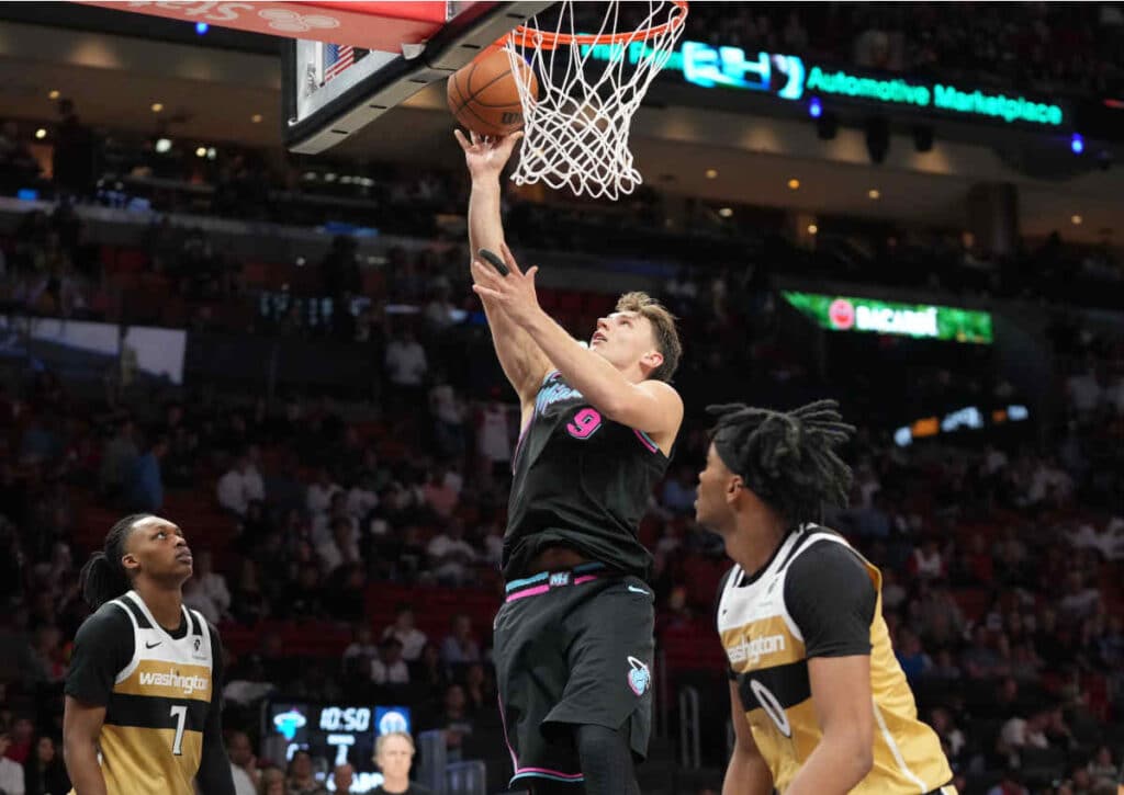 Können die Miami Heat (im Bild: Pelle Larsson) ihre Ausgangslage bei den Toronto Raptors noch etwas verbessern?