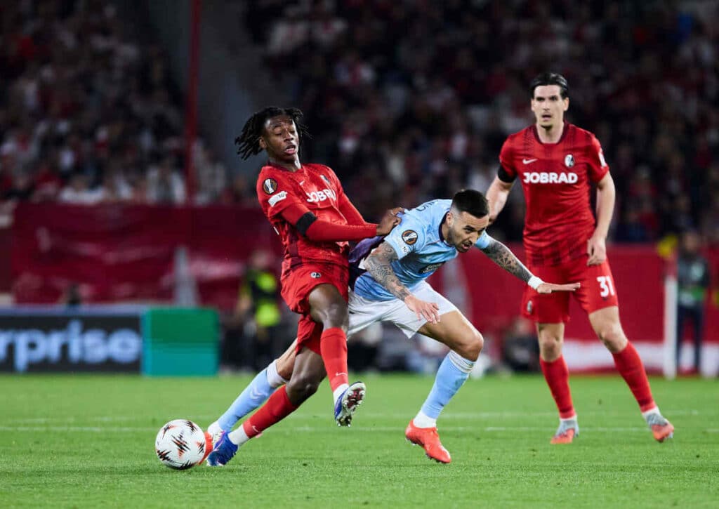 Lässt Freiburg nach dem deutlichen Erfolg vor einer Woche im Rückspiel bei Celta Vigo nichts mehr anbrennen? (© Magara Press SL / Alamy Stock Photo) Lässt Freiburg nach dem deutlichen Erfolg vor einer Woche im Rückspiel bei Celta Vigo nichts mehr anbrennen?