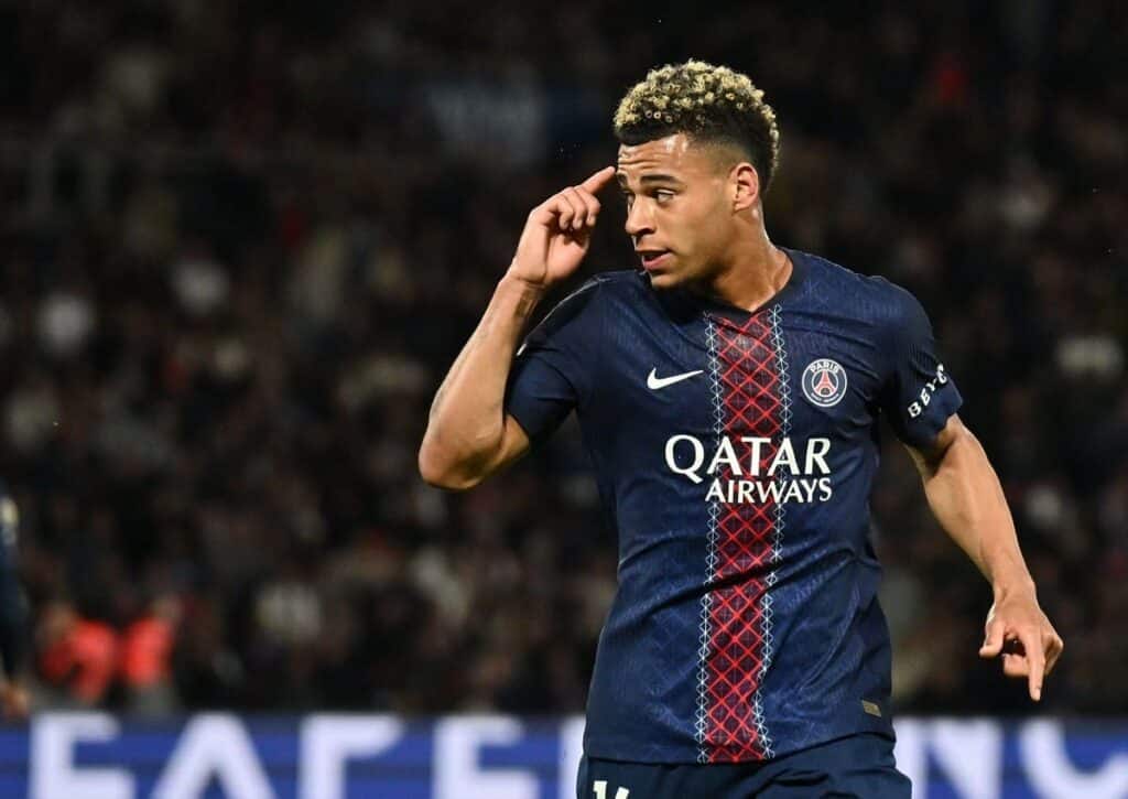 Stellt PSG (im Bild: Désiré Doué) mit einem Sieg gegen Nantes den Vier-Punkte-Vorsprung auf Lens wieder her? (© LE PICTORIUM/Alamy Live News) PSG Nantes Tipp