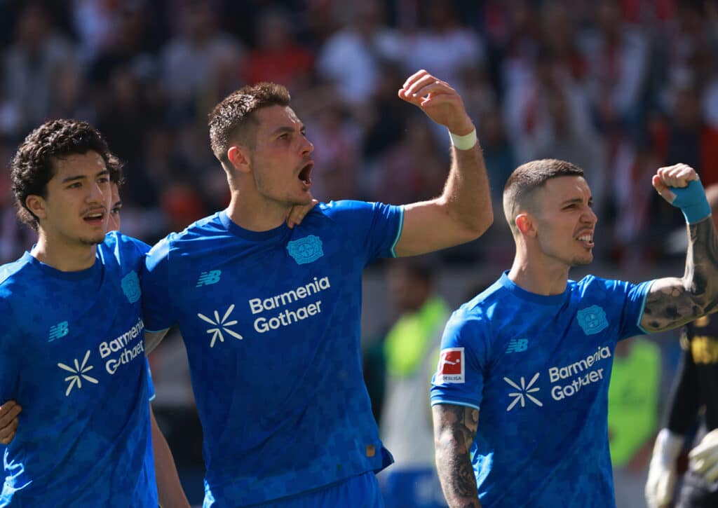 Kommt Bayer Leverkusen (im Bild: Patrik Schick) den Champions-League-Rängen mit einem Sieg gegen Leipzig wieder näher? (© Juergen Schwarz/Alamy Live News) Bundesliga KI Prognose 32. Spieltag