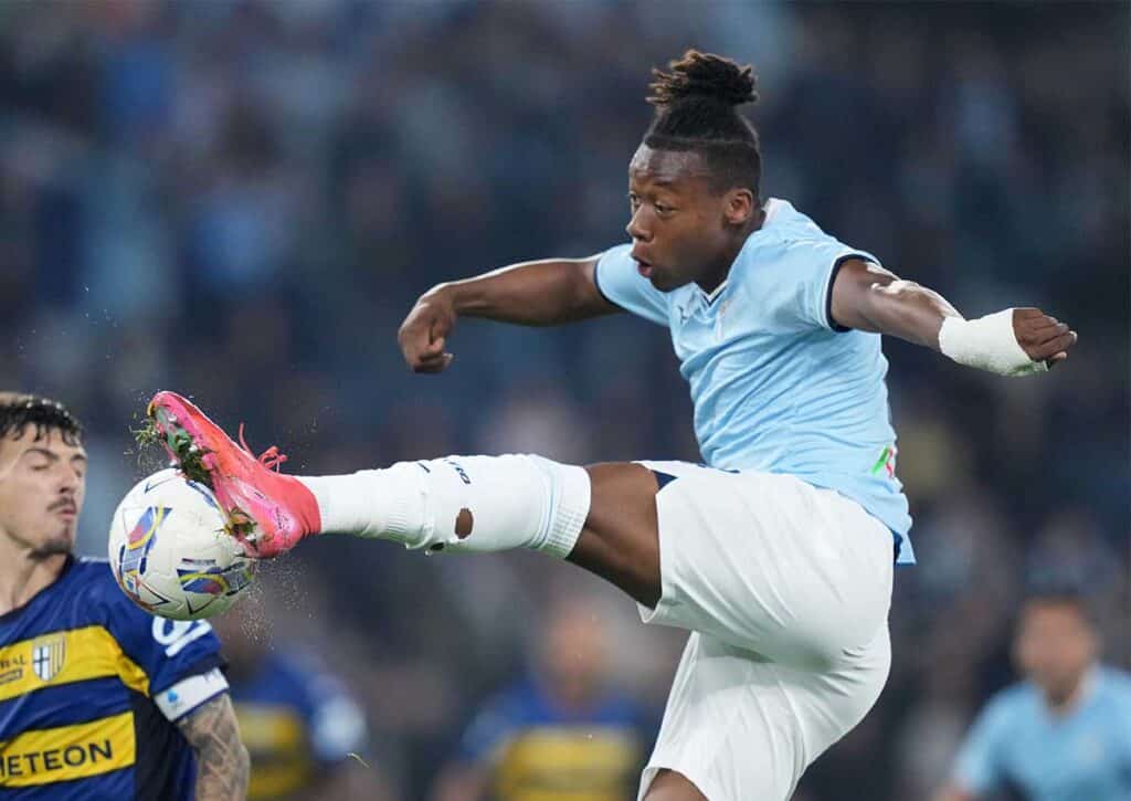 Schlägt Lazio Rom (im Bild: Tijjani Noslin) den frisch gekrönten Meister Inter Mailand? (© LaPresse / Alamy Stock Photo) Lazio Rom Inter Mailand Tipp