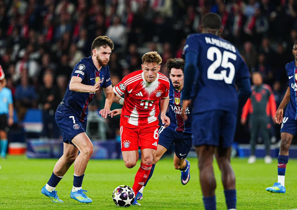 Kann sich Bayern (im Bild: Joshua Kimmich) erneut gegen PSG durchtanken und ins Finale einziehen? (© dpa picture alliance archive / Alamy Stock Photo) Champions League Außenseiter Tipps Halbfinale Rückspiele 2025/26