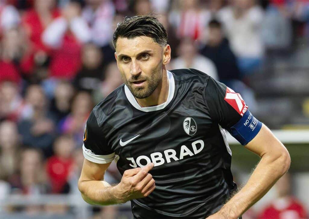 Gelingt Freiburg (im Bild: Vincenzo Grifo) gegen Aston Villa die große Sensation und der Titelgewinn? (© DPPI Media / Alamy Stock Photo) Freiburg Aston Villa Tipp