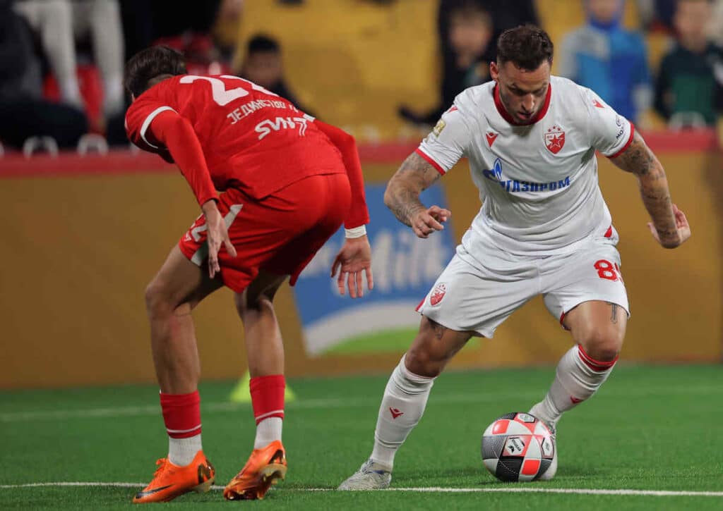 Sichert sich Marko Arnautovic mit Roter Stern Belgrad gegen Vojvodina das Double in Serbien? (© Pedja Milosavljevic / Alamy Stock Photo) Sichert sich Marko Arnautovic mit Roter Stern Belgradd gegen Vojvodina das Double in Serbien?