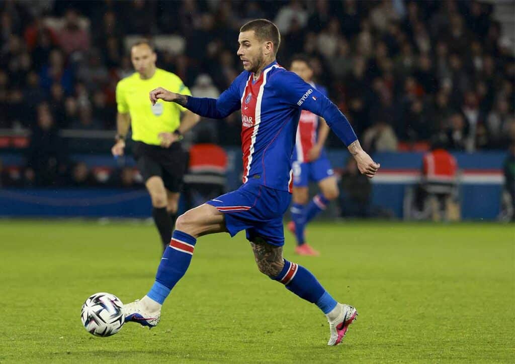Zeigt Meister PSG (im Bild: Lucas Hernandez) Paris FC wer die Nummer eins in der französischen Hauptstadt ist? (© Independent Photo Agency / Alamy Stock Photo) Paris FC PSG Tipp