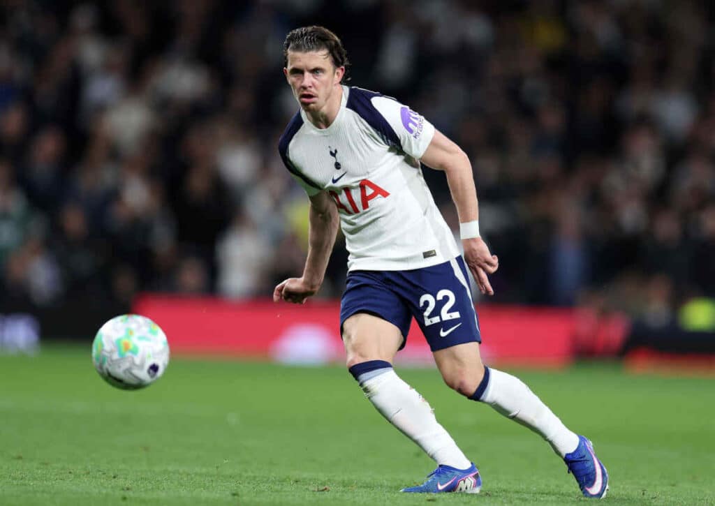 Das Duell der Enttäuschten: Dürfen die Spurs (im Bild: Conor Gallagher) gegen Chelsea den Klassenerhalt feiern? (© Andrew Orchard sports photography / Alamy Stock Photo) Das Duell der Enttäuschten: Dürfen die Spurs (im Bild: Conor Gallagher) gegen Chelsea den Klassenerhalt feiern?