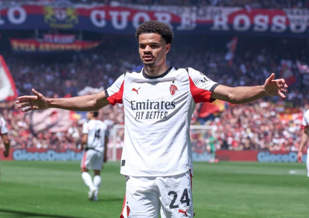 Verteidigt die AC Milan (im Bild: Zachary Athekame) gegen Cagliari den Champions-League-Startplatz? (© Independent Photo Agency / Alamy Stock Photo) AC Milan Cagliari Tipp