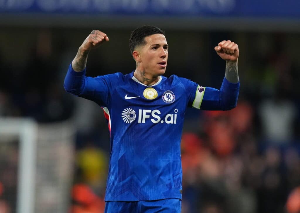 Darf Chelsea (im Bild: Enzo Fernandez) mit einem Auswärtssieg bei Sunderland doch noch auf Europa hoffen? (© Associated Press / Alamy Stock Photo) Sunderland Chelsea Tipp