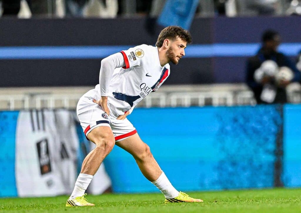 Alle schauen auf PSG und Arsenal im Champions League Finale – avanciert Kvaratskhelia (im Bild) zum Helden? (© DPPI Media / Alamy Stock Photo) PSG Arsenal Tipp