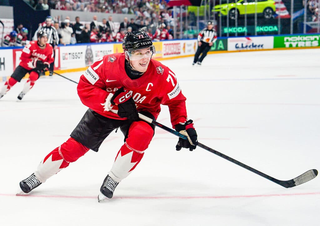 Kann Macklin Celebrini Kanada mit seinen Treffern auf die Siegerstraße führen? (© Just Pictures GmbH / Alamy Stock Photo) Kanada vs. USA Tipp