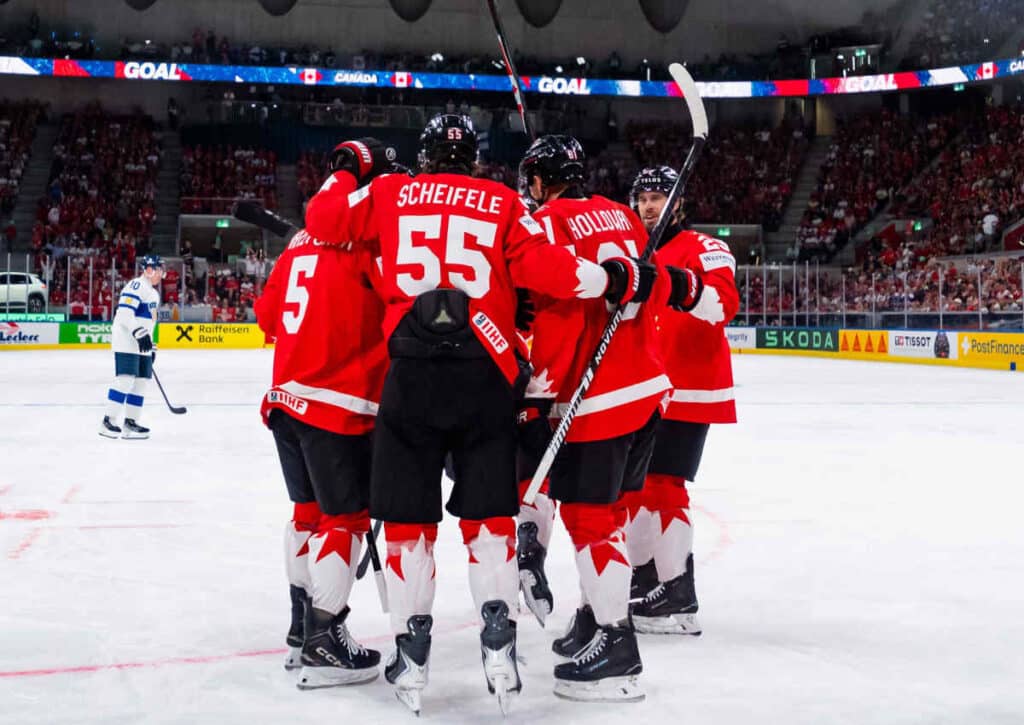 Holen sich enttäuschende Kanadier gegen Norwegen immerhin Bronze bei der Eishockey WM 2026? (© BEAUTIFUL SPORTS Pressphoto Agency / Alamy Stock Photo) Holen sich enttäuschende Kanadier gegen Norwegen immerhin Bronze bei der Eishockey WM 2026?