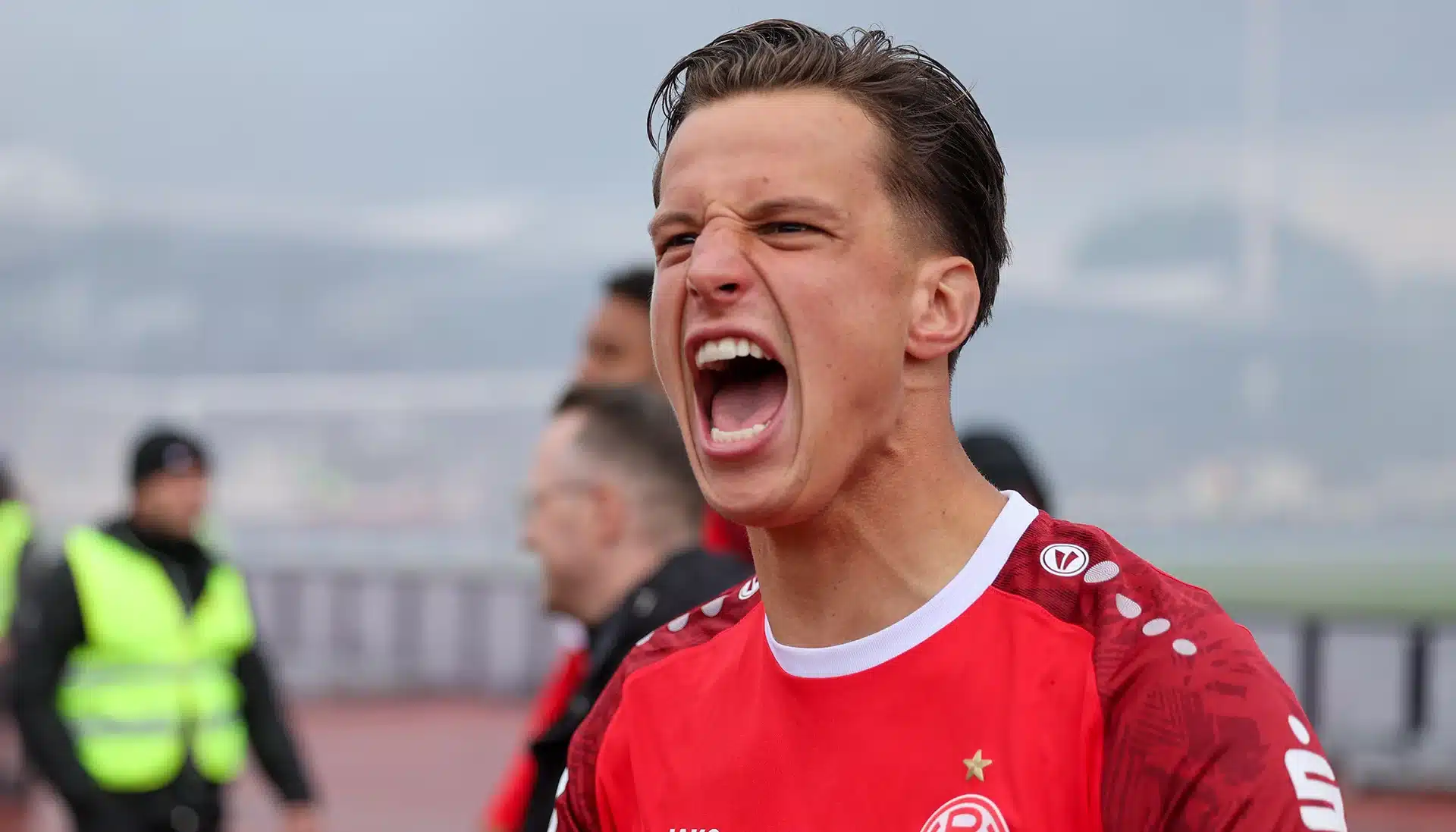 Essen - Fürth Übertragung 2. Bundesliga Relegation 2026