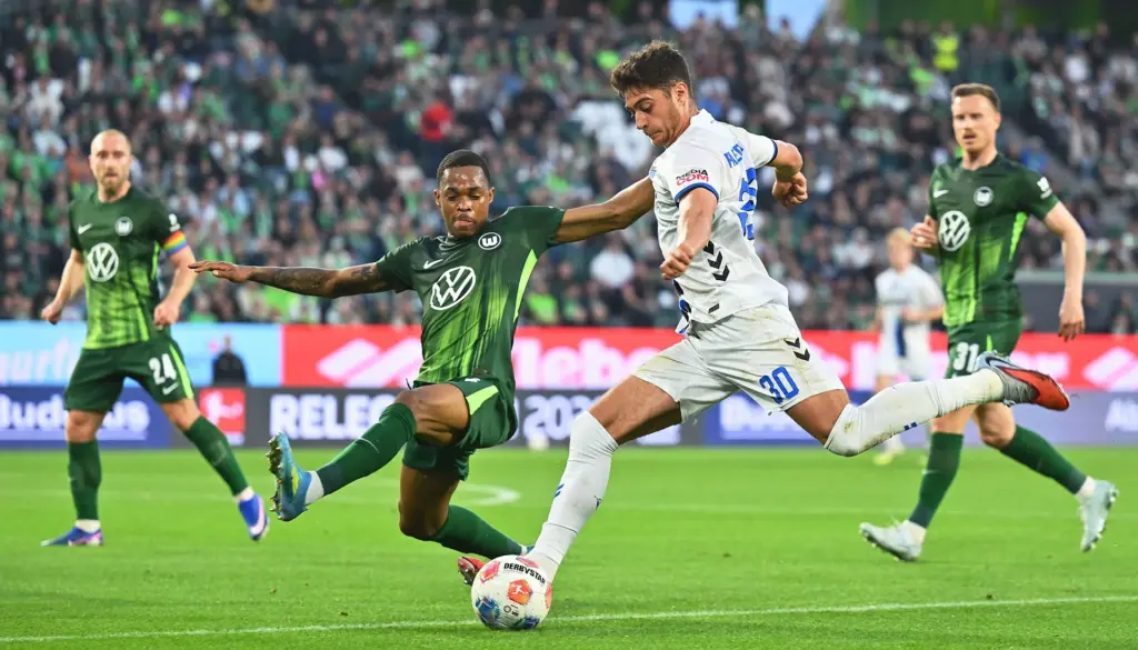 paderborn-wolfsburg-uebertragung-uhrzeit-bundesliga-relegation-2026 Paderborn - Wolfsburg Übertragung Uhrzeit Bundesliga Relegation 2026