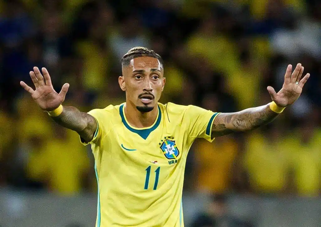 Wie viel Fokus liegt bei Brasilien (im Bild: Raphinha) gegen Marokko auf dem Angriff? (© Latin Sport Images / Alamy Stock Photo) Brasilien Marokko Tipp