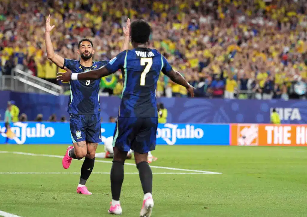 Wird Brasilien am Mittwoch im Duell gegen Schottland sogar noch auf Platz 3 durchgereicht? (© Xinhua / Alamy Stock Photo) Wird Brasilien am Mittwoch im Duell gegen Schottland sogar noch auf Platz 3 durchgereicht?