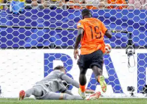 Fügt Brian Brobbey mit der Niederlande Tunesien die dritte hohe Pleite zu? (© Pro Shots / Alamy Stock Photo) Fügt Brian Brobbey mit der Niederlande Tunesien die dritte hohe Pleite zu?