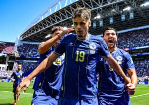 Schafft Bosnien gegen Gastgeber USA die Überraschung und zieht ins Achtelfinale ein?