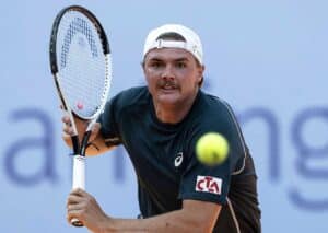 Geht der Aufschwung von (im Bild) Dominic Stricker auch gegen Alexander Shevchenko weiter? (© Associated Press / Alamy Stock Photo) Alexander Shevchenko Dominic Stricker Tipp