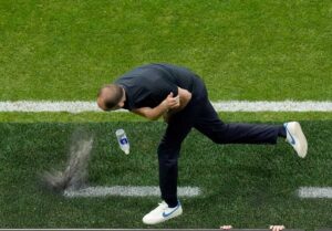 Fällt England (im Bild: Thomas Tuchel) im Zuge der WM 2026 Außenseiter Tipps Co-Gastgeber Mexiko anheim? (© PA Images / Alamy Stock Photo) WM 2026 Außenseiter Tipps von Profis - Achtelfinale