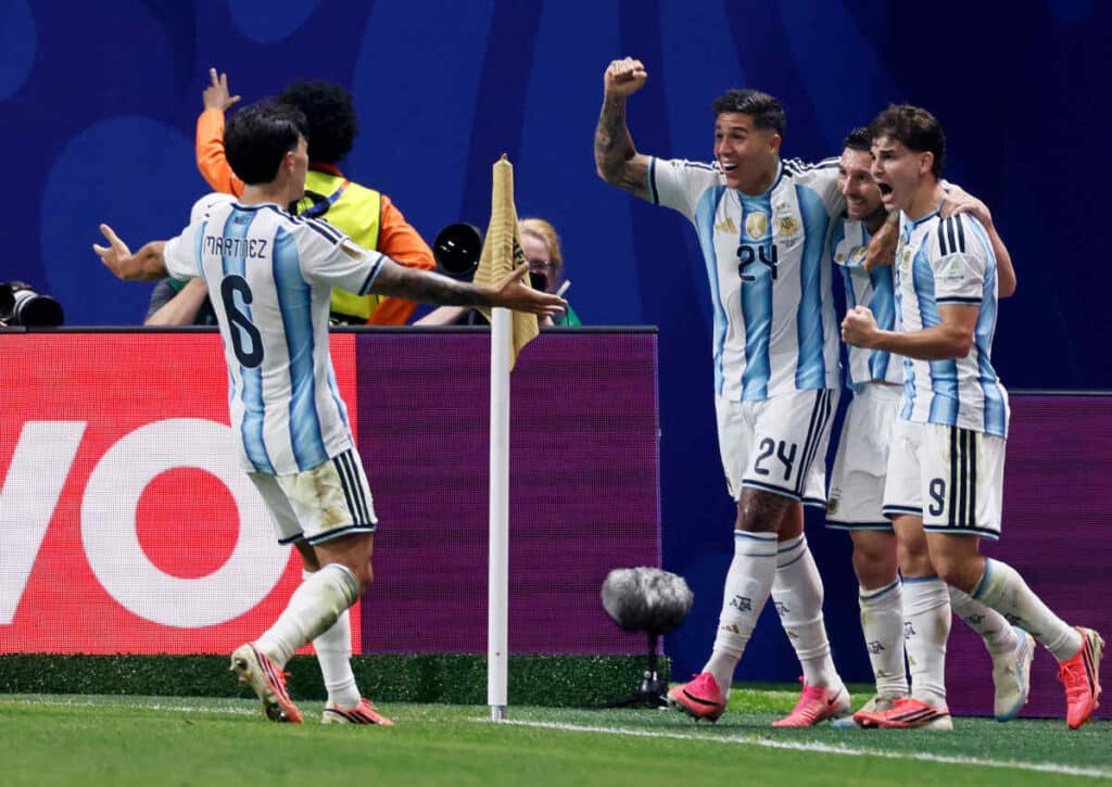 Bleiben mit Argentinien und England die beiden Schwergewichte im Turnier? (© Allstar Picture Library Ltd / Alamy Stock Photo) Bleiben mit Argentinien und England die beiden Schwergewichte im Turnier?